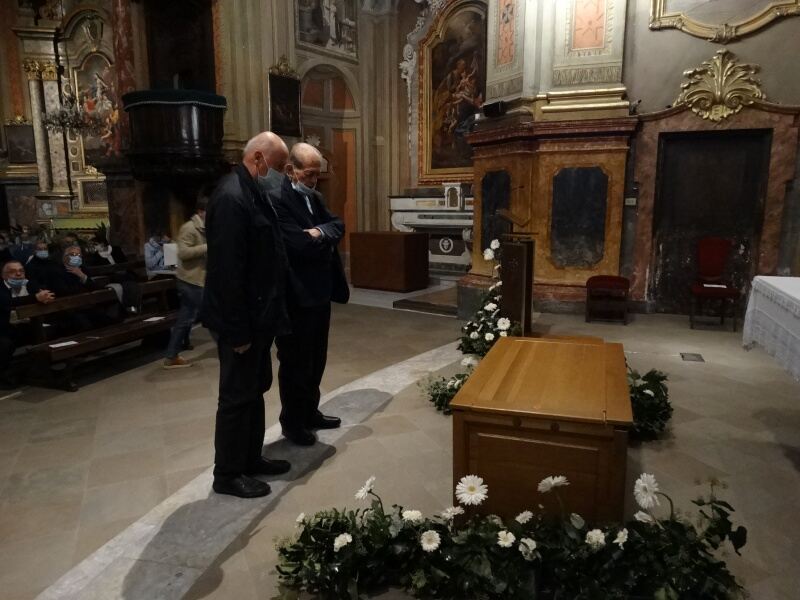 Gallery: I resti mortali di don Stefano Gerbaudo tumulati nella chiesa parrocchiale di Centallo - 1