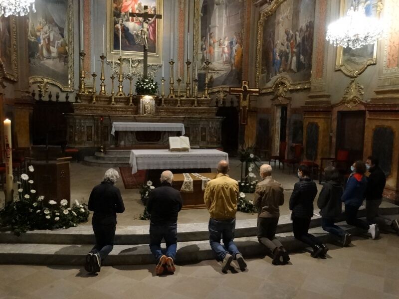 Gallery: I resti mortali di don Stefano Gerbaudo tumulati nella chiesa parrocchiale di Centallo - 3